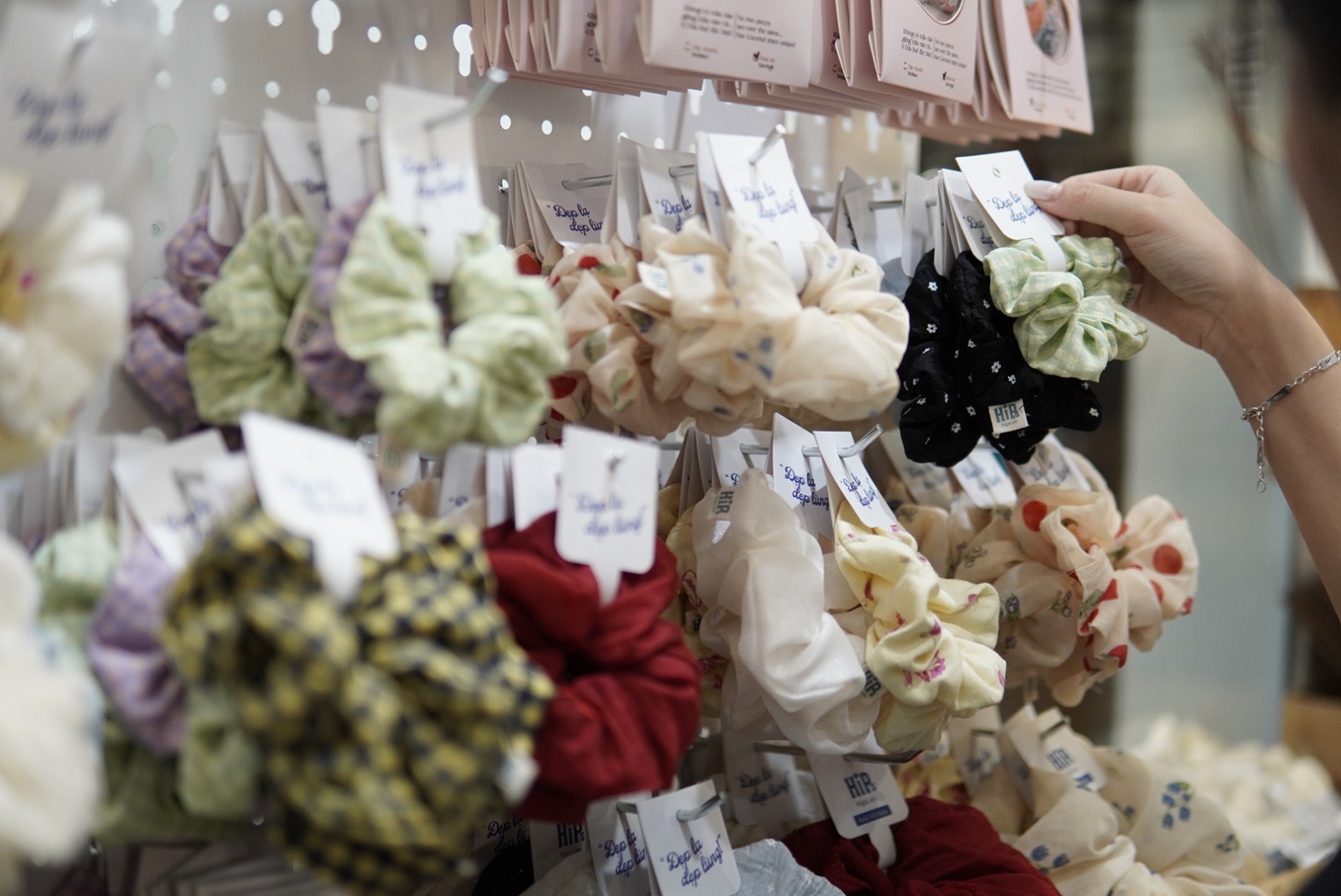 Scrunchies - Cột tóc voan xinh xắn