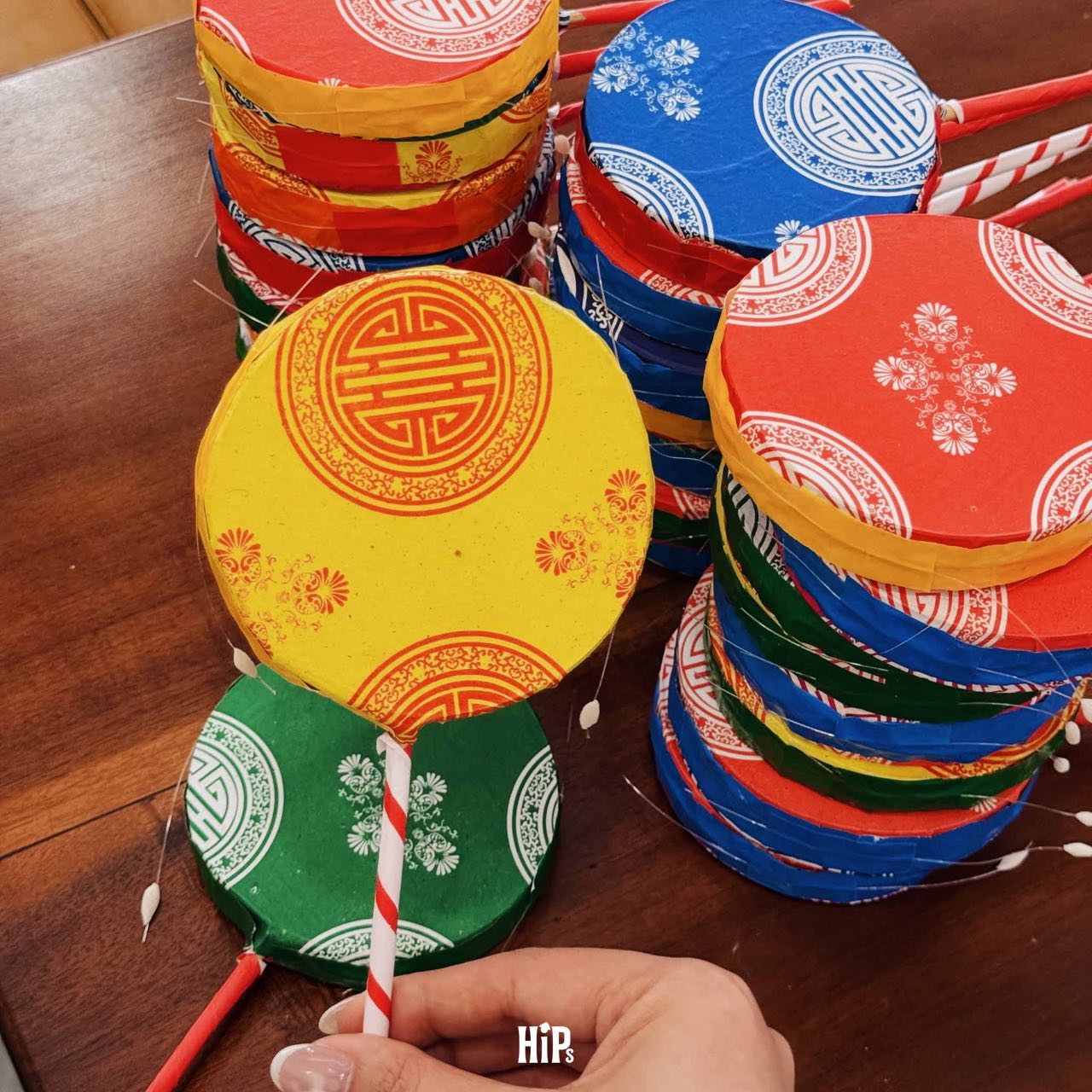 Bộ KIT Trống Lùng Tung & Con quay Ve Ve