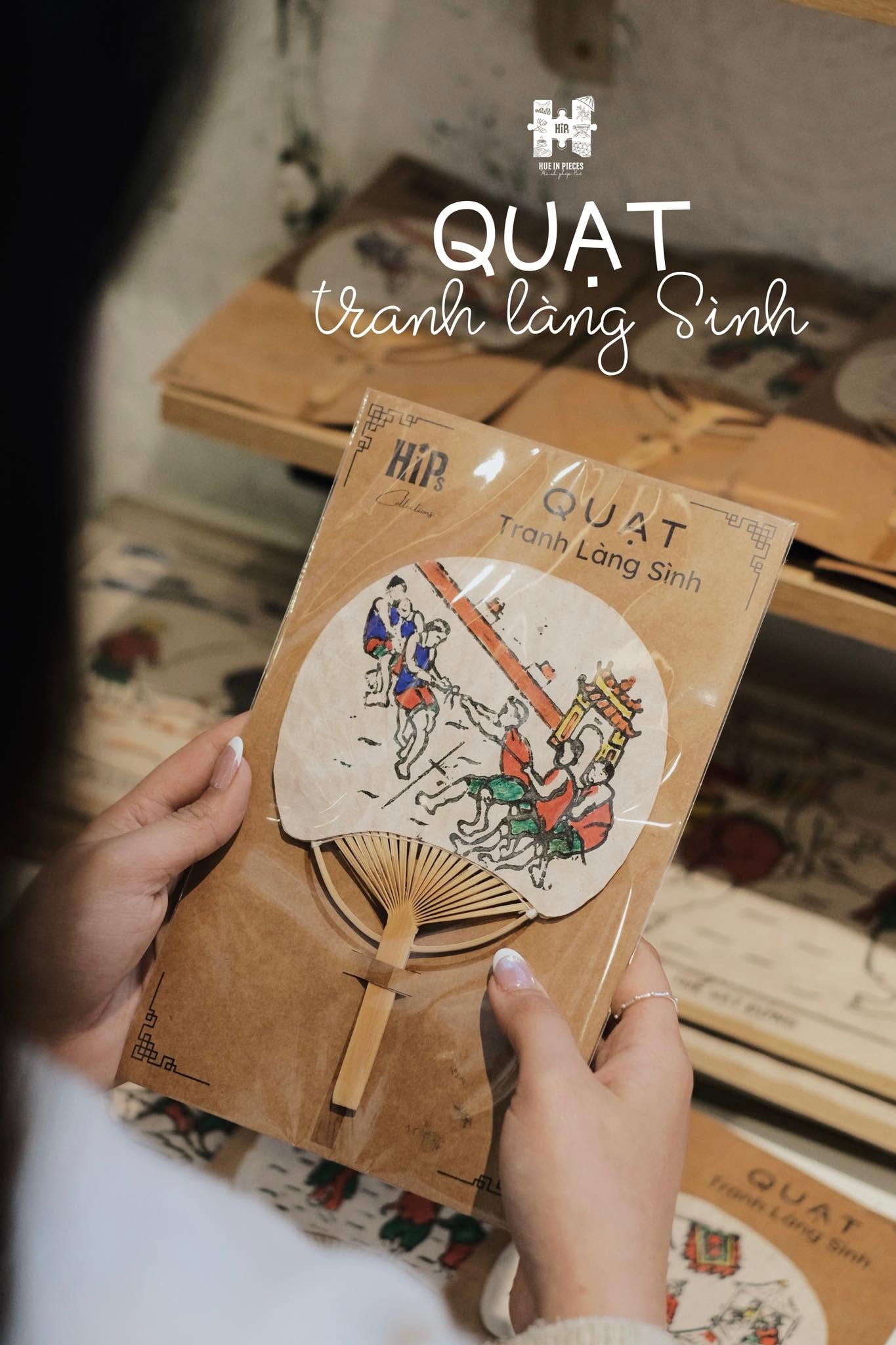 Quạt tranh làng Sình