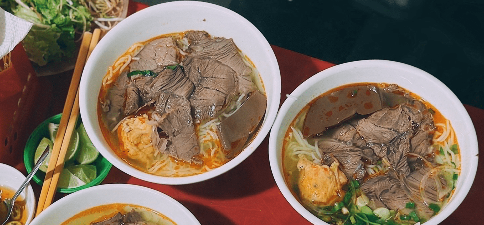 Vị Huế đậm đà trong từng tô bún