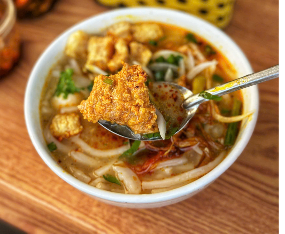 Bánh canh cua  xứ Huế