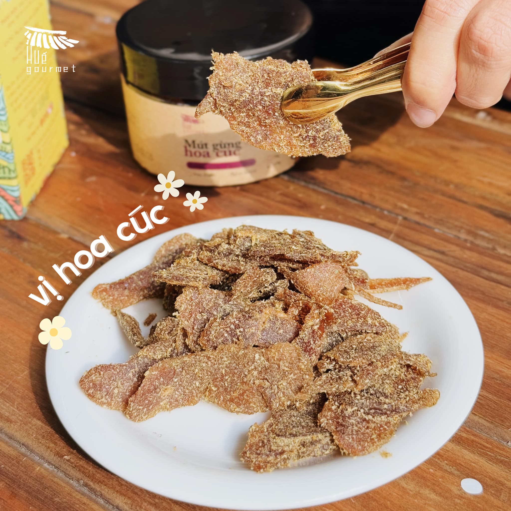 Mứt gừng mật ong hoa cúc dạng lát